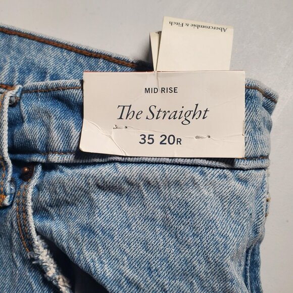 Abercrombie & Fitch The Straight Mid Rise Light Wash Jeans NWT Size 35/20R - Picture 2 of 16